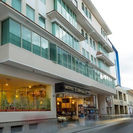 Hotel Libertador Loja Dış mekan fotoğraf